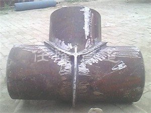 Single Rib Reinforced Welded Tee