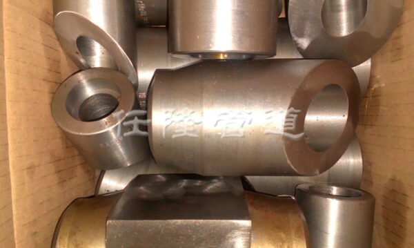 Elbow Branch Outlet